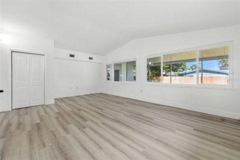 Casa en venta en Tarpon Springs, Florida, 3 dormitorios, 144.93 m2 № 1907890 - foto 15
