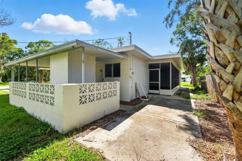 Casa en venta en Tarpon Springs, Florida, 3 dormitorios, 144.93 m2 № 1907890 - foto 22