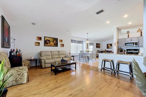 Купить виллу или дом в Уэсли-Чепел, Флорида 4 комнаты, 172.61м2, № 2299949 - фото 19