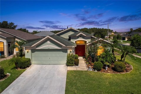 House in Wesley Chapel, Florida 3 bedrooms, 172.61 sq.m. № 2299949