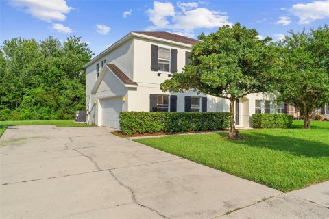 House in Winter Garden, Florida 4 bedrooms, 216.65 sq.m. № 1795593 - photo 2