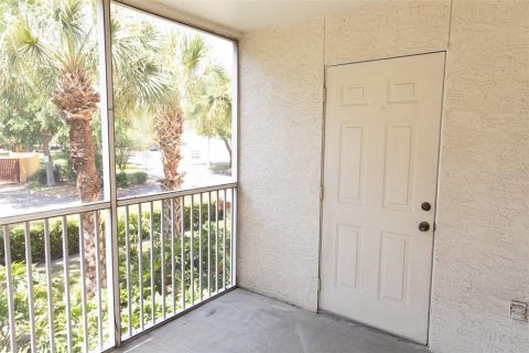 Copropriété à louer à Altamonte Springs, Floride: 2 chambres, 83.61 m2 № 2158050 - photo 10