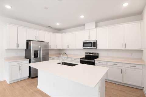 Villa ou maison à vendre à DeLand, Floride: 4 chambres, 192.31 m2 № 1537740 - photo 4