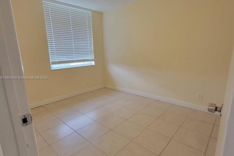 Copropriété à vendre à Miramar, Floride: 2 chambres, 77.29 m2 № 1948210 - photo 28