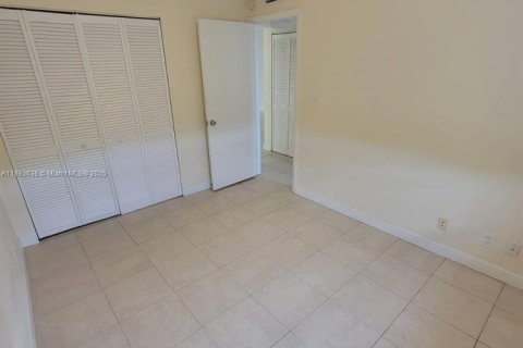 Copropriété à vendre à Miramar, Floride: 2 chambres, 77.29 m2 № 1948210 - photo 24