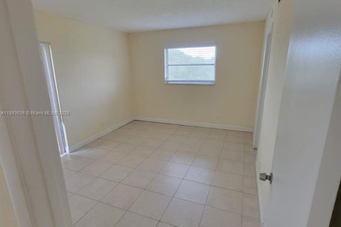 Copropriété à vendre à Miramar, Floride: 2 chambres, 77.29 m2 № 1948210 - photo 29
