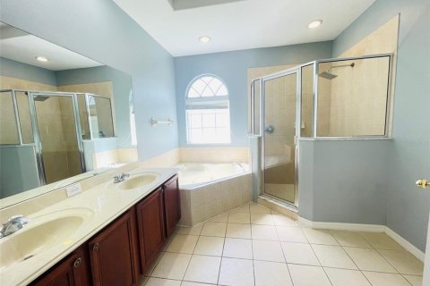 Casa en alquiler en Kissimmee, Florida, 3 dormitorios, 209.03 m2 № 1917487 - foto 15