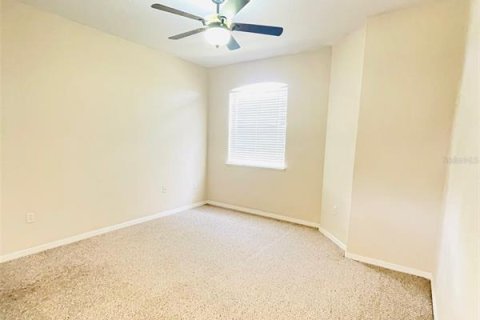 Casa en alquiler en Kissimmee, Florida, 3 dormitorios, 209.03 m2 № 1917487 - foto 13