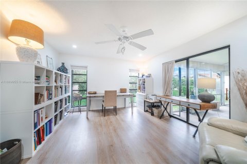 Купить виллу или дом в Бока-Ратон, Флорида 2 спальни, 132.29м2, № 1939041 - фото 17