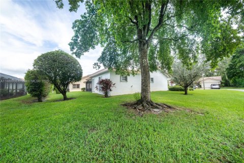 Купить виллу или дом в Бока-Ратон, Флорида 2 спальни, 132.29м2, № 1939041 - фото 29