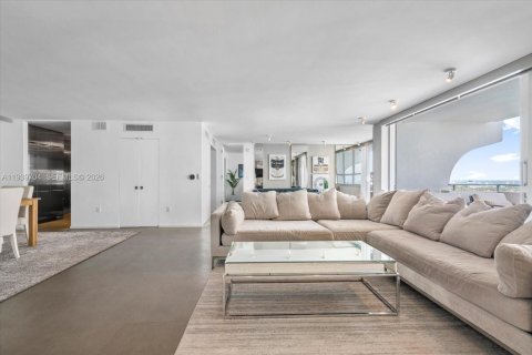 Снять в аренду кондоминиум в Майами-Бич, Флорида 3 спальни, 218.41м2, № 2004767 - фото 17