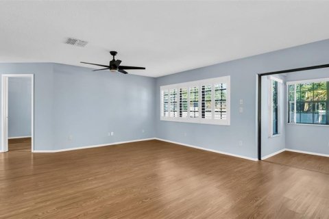 House in Palm Harbor, Florida 2 bedrooms, 114.27 sq.m. № 1448136 - photo 2