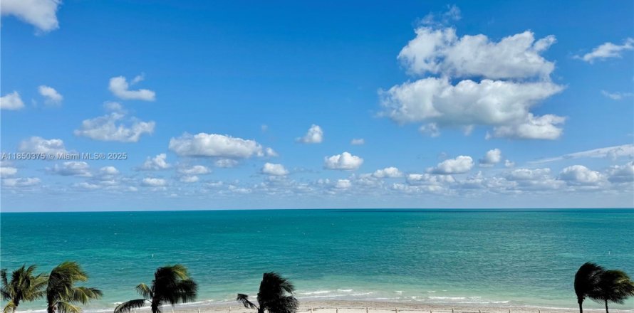 Condo in Key Biscayne, Florida, 2 bedrooms  № 2012652