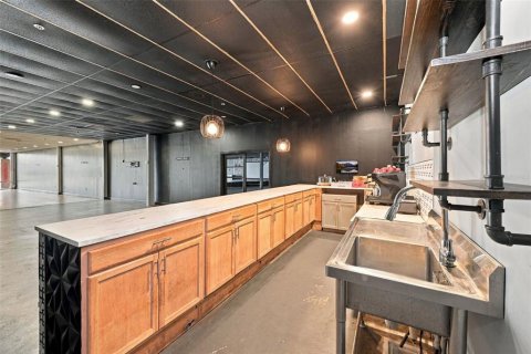 Immobilier commercial à louer à Kissimmee, Floride: 826.83 m2 № 2415026 - photo 27