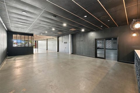 Immobilier commercial à louer à Kissimmee, Floride: 826.83 m2 № 2415026 - photo 29