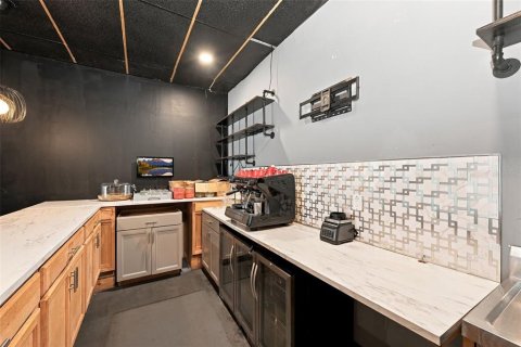 Immobilier commercial à louer à Kissimmee, Floride: 826.83 m2 № 2415026 - photo 28