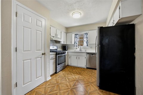 Casa en venta en Gainesville, Florida, 3 dormitorios, 122.91 m2 № 2156782 - foto 13