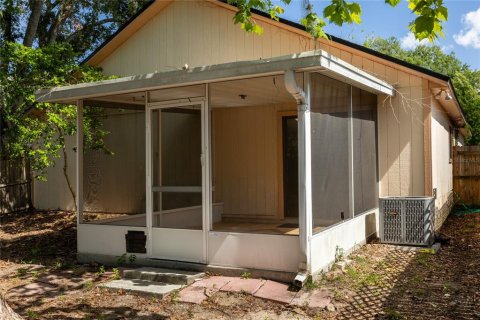 Casa en venta en Gainesville, Florida, 3 dormitorios, 122.91 m2 № 2156782 - foto 27