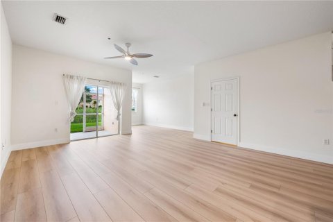 Touwnhouse à vendre à Sarasota, Floride: 3 chambres, 181.53 m2 № 2347665 - photo 10