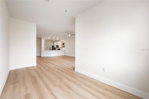Touwnhouse à vendre à Sarasota, Floride: 3 chambres, 181.53 m2 № 2347665 - photo 14