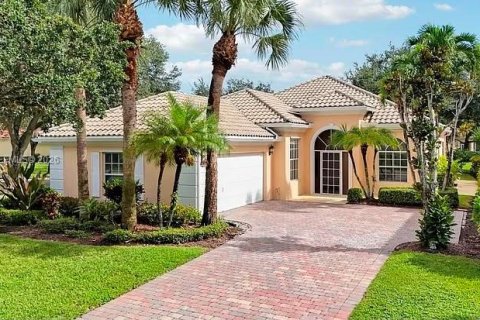 Casa en alquiler en Palm Beach Gardens, Florida, 3 dormitorios № 2387963 - foto 1