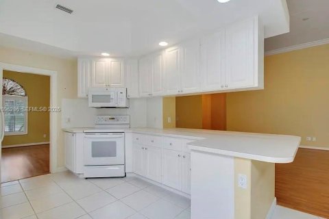 Casa en alquiler en Palm Beach Gardens, Florida, 3 dormitorios № 2387963 - foto 2