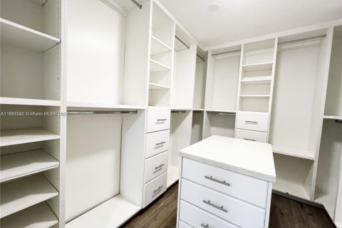 Купить виллу или дом в Плантация, Флорида 4 спальни, 239.13м2, № 1952125 - фото 29