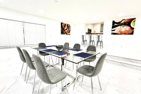 Купить виллу или дом в Плантация, Флорида 4 спальни, 239.13м2, № 1952125 - фото 6