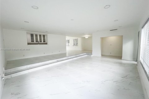 Купить виллу или дом в Плантация, Флорида 4 спальни, 239.13м2, № 1952125 - фото 18