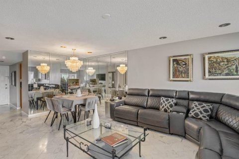 Copropriété à vendre à Lake Worth, Floride: 2 chambres, 93.37 m2 № 2082352 - photo 9