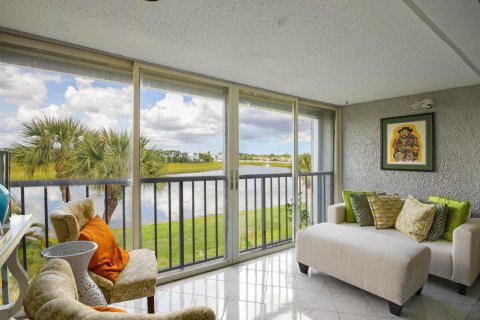 Copropriété à vendre à Lake Worth, Floride: 2 chambres, 93.37 m2 № 2082352 - photo 18
