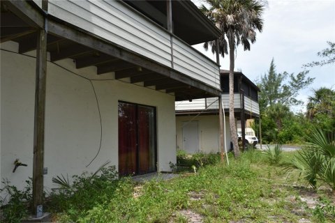 Immobilier commercial à vendre à Englewood, Floride: 5 chambres, 353.59 m2 № 2433571 - photo 12