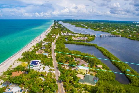 Immobilier commercial à vendre à Englewood, Floride: 5 chambres, 353.59 m2 № 2433571 - photo 15