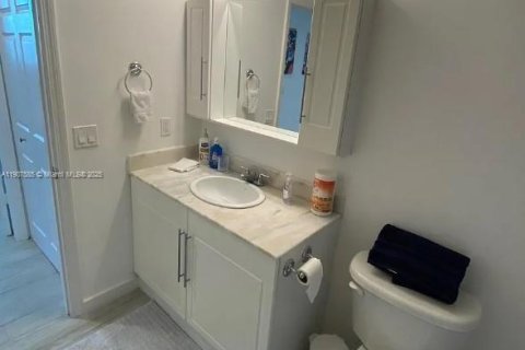 Copropriété à vendre à Miami, Floride: 1 chambre, 66.89 m2 № 1964135 - photo 16