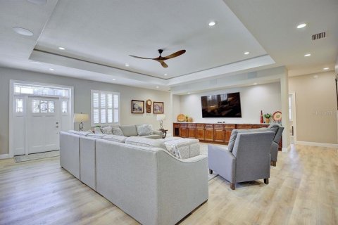 Villa ou maison à vendre à Avon Park, Floride: 4 chambres, 349.78 m2 № 2431911 - photo 11