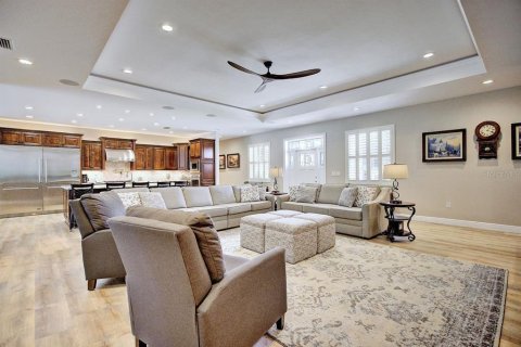 Villa ou maison à vendre à Avon Park, Floride: 4 chambres, 349.78 m2 № 2431911 - photo 13