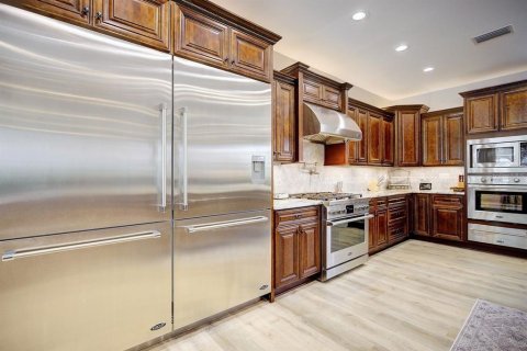 Villa ou maison à vendre à Avon Park, Floride: 4 chambres, 349.78 m2 № 2431911 - photo 7