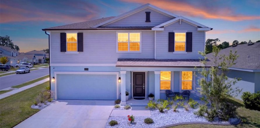 Villa ou maison à Daytona Beach, Floride 5 chambres, 266.54 m2 № 2102453