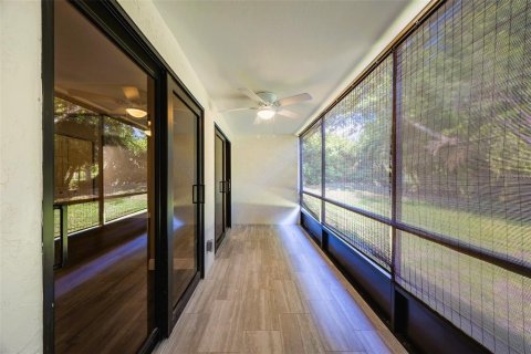Condo in Fort Myers, Florida, 3 bedrooms  № 1719484 - photo 17