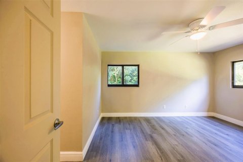 Condo in Fort Myers, Florida, 3 bedrooms  № 1719484 - photo 25