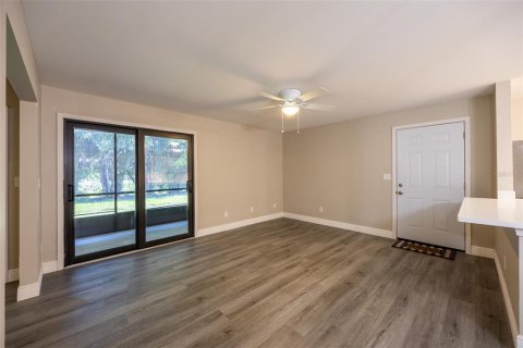 Condo in Fort Myers, Florida, 3 bedrooms  № 1719484 - photo 5
