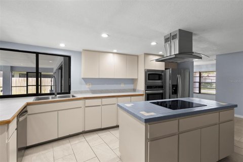 Casa en venta en Tampa, Florida, 3 dormitorios, 214.33 m2 № 1778344 - foto 12