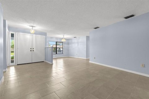 Casa en venta en Tampa, Florida, 3 dormitorios, 214.33 m2 № 1778344 - foto 6