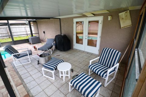 House in Deltona, Florida 3 bedrooms, 125.6 sq.m. № 1825295 - photo 23