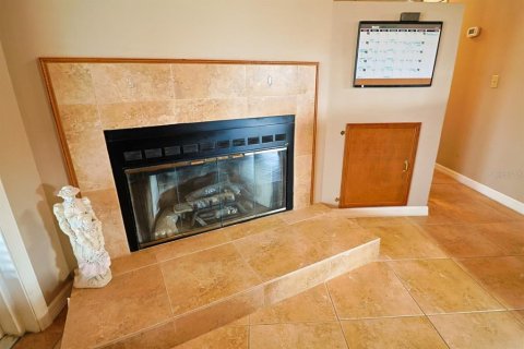 House in Deltona, Florida 3 bedrooms, 125.6 sq.m. № 1825295 - photo 9
