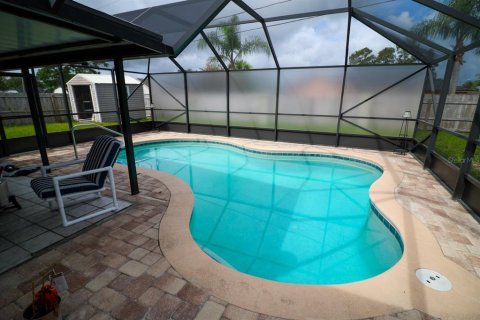 House in Deltona, Florida 3 bedrooms, 125.6 sq.m. № 1825295 - photo 2
