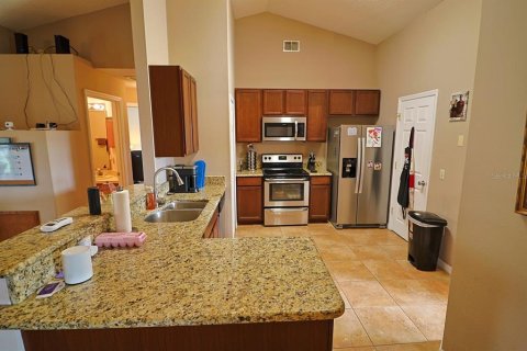 House in Deltona, Florida 3 bedrooms, 125.6 sq.m. № 1825295 - photo 11