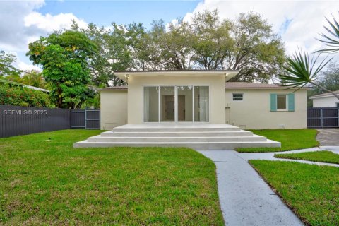 Casa en venta en North Miami, Florida, 3 dormitorios, 150.97 m2 № 1982406 - foto 29