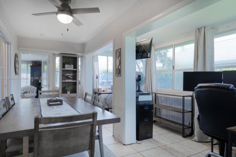 Villa ou maison à vendre à Homestead, Floride: 2 chambres, 109.9 m2 № 1882584 - photo 10