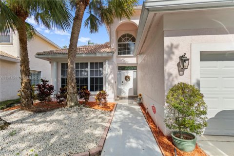 Villa ou maison à Margate, Floride 3 chambres, 206.43 m2 № 2004461